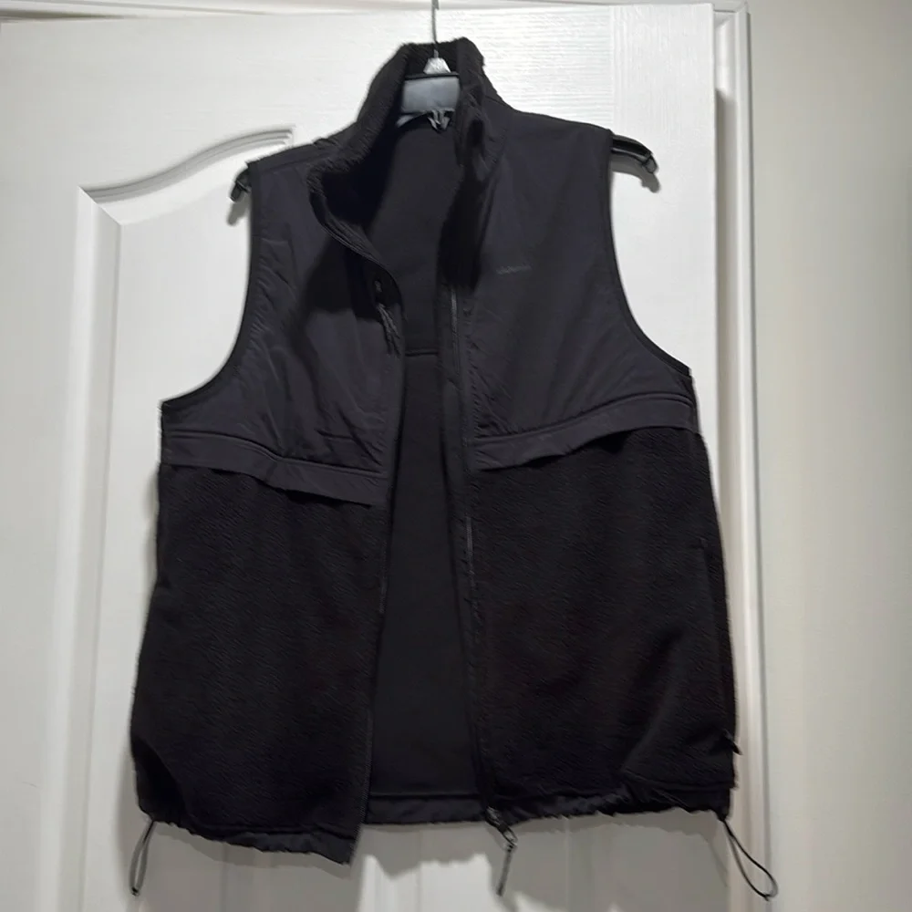 Lululemon cinch waist vest